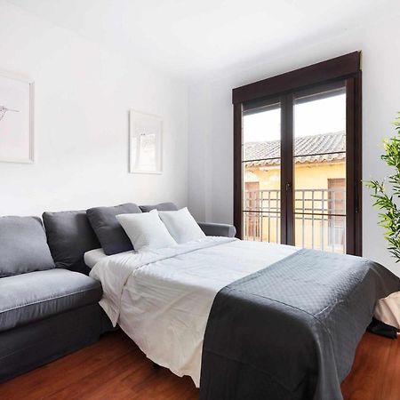 Pineapple Rosaleda 13 Apartment Malaga Ngoại thất bức ảnh