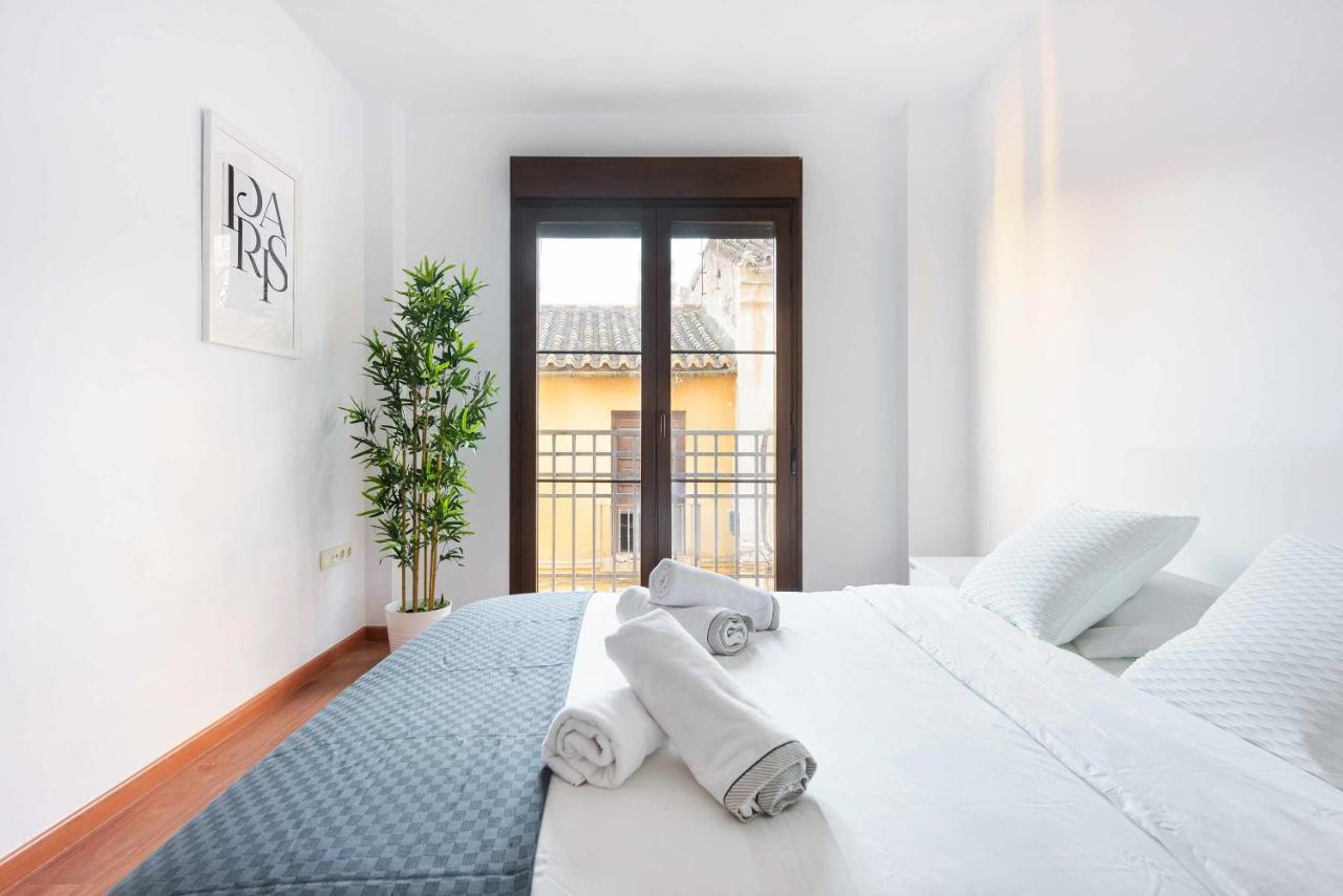 Pineapple Rosaleda 13 Apartment Malaga Ngoại thất bức ảnh