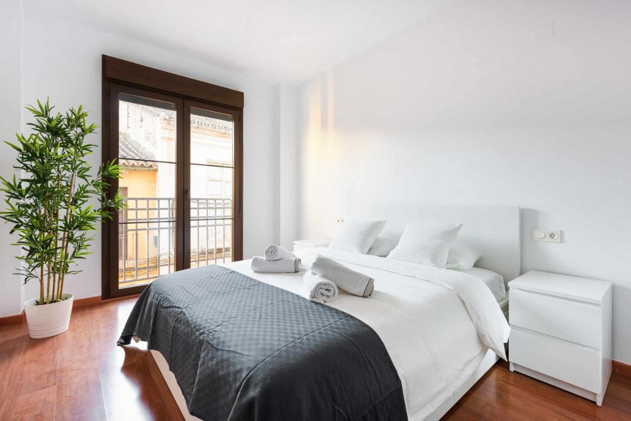 Pineapple Rosaleda 13 Apartment Malaga Ngoại thất bức ảnh