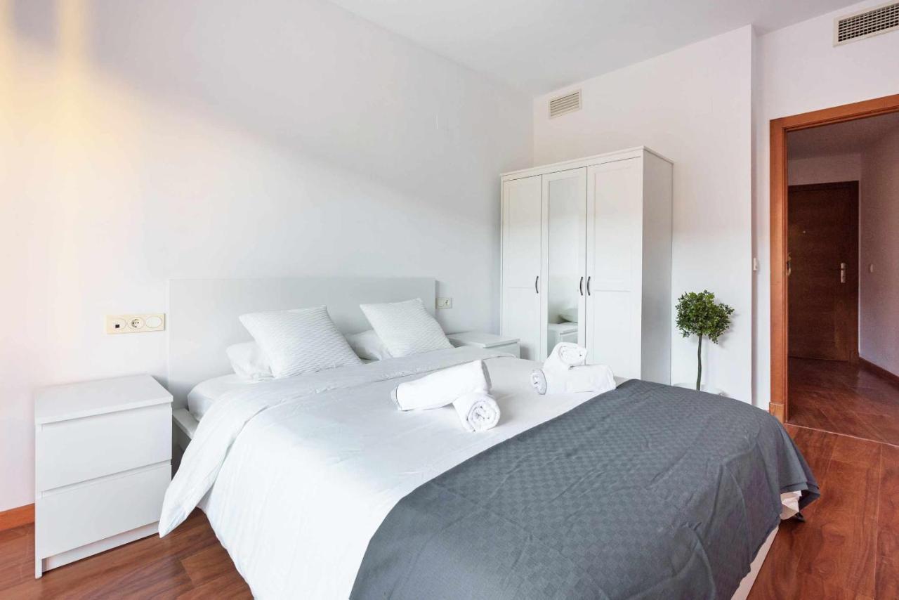 Pineapple Rosaleda 13 Apartment Malaga Ngoại thất bức ảnh
